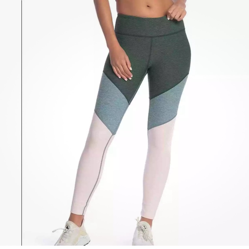 Outdoor Voices Springs 7/8 Legging